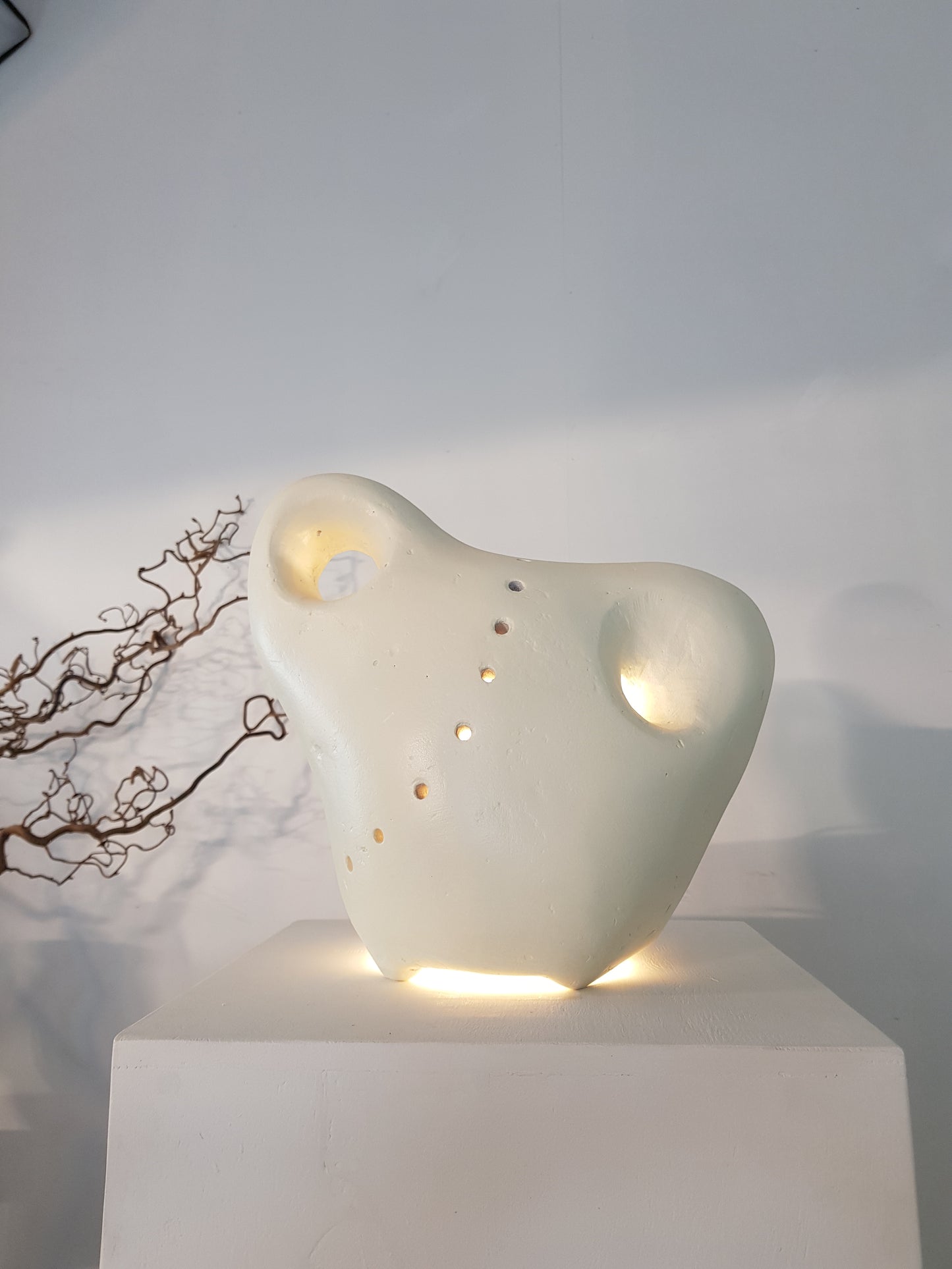Handmade 'pebble ' Table Lamp in off white